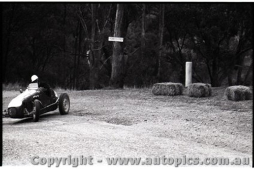 Hepburn Springs - All images from 1960 - Photographer Peter D'Abbs - Code HS60-4
