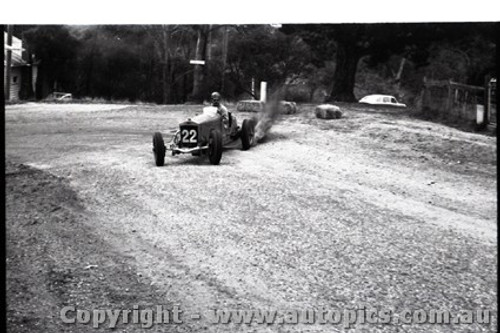 Hepburn Springs - All images from 1960 - Photographer Peter D'Abbs - Code HS60-21