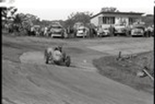 Hepburn Springs - All images from 1960 - Photographer Peter D'Abbs - Code HS60-68