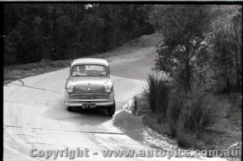 Hepburn Springs - All images from 1960 - Photographer Peter D'Abbs - Code HS60-84