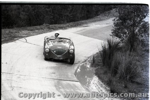 Hepburn Springs - All images from 1960 - Photographer Peter D'Abbs - Code HS60-88