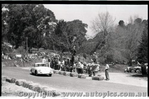 Hepburn Springs - All images from 1960 - Photographer Peter D'Abbs - Code HS60-98