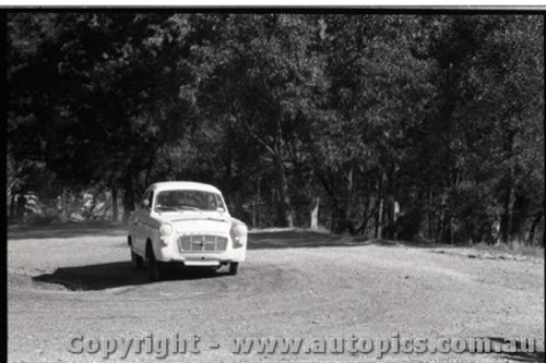 Hepburn Springs - All images from 1960 - Photographer Peter D'Abbs - Code HS60-126