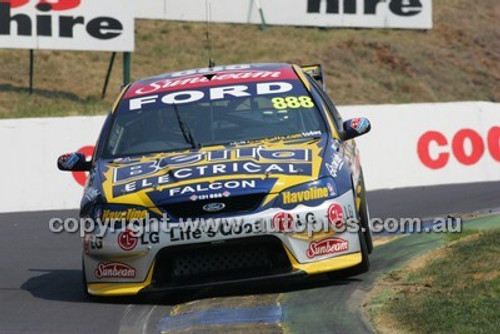 Super Cheap Auto 1000 Bathurst 8th October 2006 - Photographer Marshall Cass - Code 06-MC-B06-178