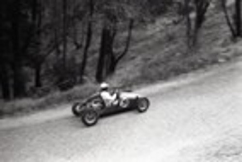 Hepburn Springs Hill Climb 1959 - Photographer Peter D'Abbs - Code 599013