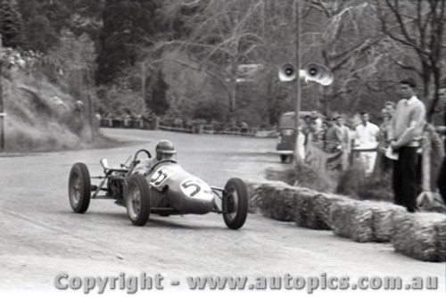 Hepburn Springs Hill Climb 1959 - Photographer Peter D'Abbs - Code 599068