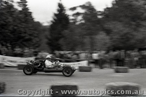 Hepburn Springs Hill Climb 1959 - Photographer Peter D'Abbs - Code 599112