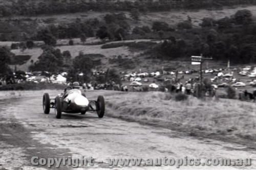 Rob Roy HillClimb 1959 - Photographer Peter D'Abbs - Code 599170