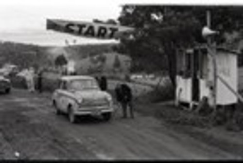 Rob Roy HillClimb 1959 - Photographer Peter D'Abbs - Code 599229