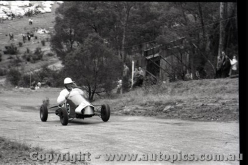 Templestowe HillClimb 1959 - Photographer Peter D'Abbs - Code 599317