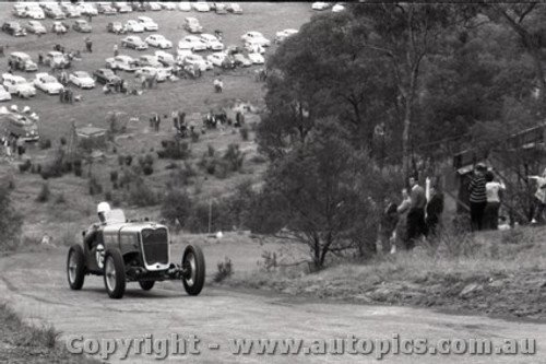 Templestowe HillClimb 1959 - Photographer Peter D'Abbs - Code 599332