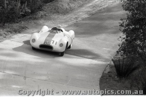 Templestowe HillClimb 1959 - Photographer Peter D'Abbs - Code 599359