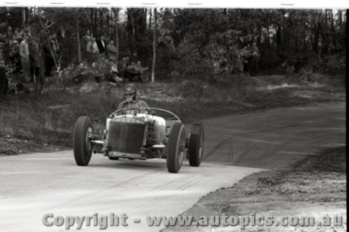 Templestowe HillClimb 1959 - Photographer Peter D'Abbs - Code 599385