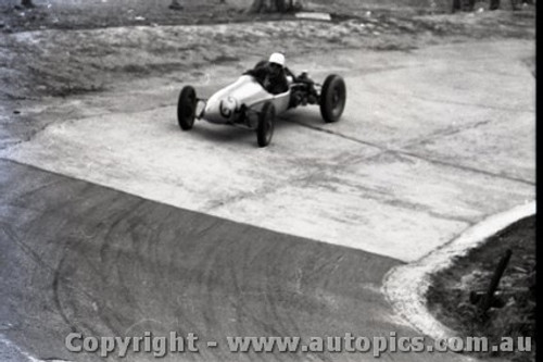 Templestowe HillClimb 1959 - Photographer Peter D'Abbs - Code 599388