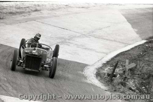 Templestowe HillClimb 1959 - Photographer Peter D'Abbs - Code 599395