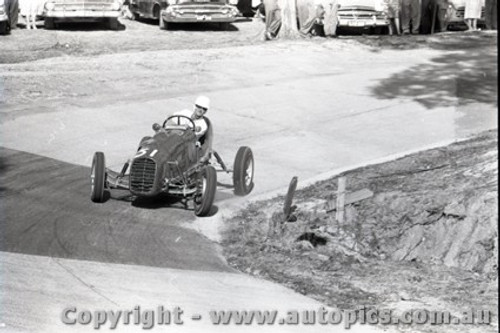 Templestowe HillClimb 1959 - Photographer Peter D'Abbs - Code 599477