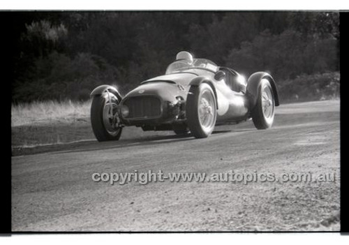 Rob Roy HillClimb 1st June 1958 - Photographer Peter D'Abbs - Code RR1658-056