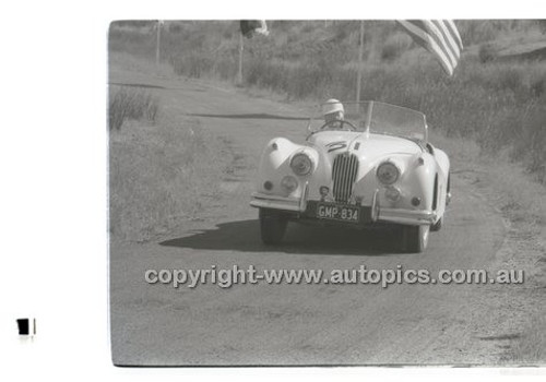 Rob Roy HillClimb 2nd February 1958 - Photographer Peter D'Abbs - Code RR1658-097