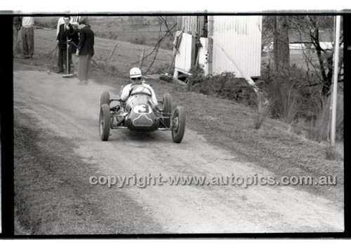 Rob Roy HillClimb 28th September 1958 - Photographer Peter D'Abbs - Code RR1658-238