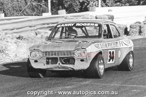 77001 - Garry Rogers, Sandown International Raceway, 1977, Ford Escort