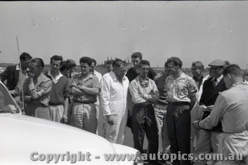 All of 1958 Fishermans Bend - Photographer Peter D'Abbs - Code FB1958-113