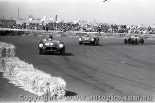 All of 1958 Fishermans Bend - Photographer Peter D'Abbs - Code FB1958-215