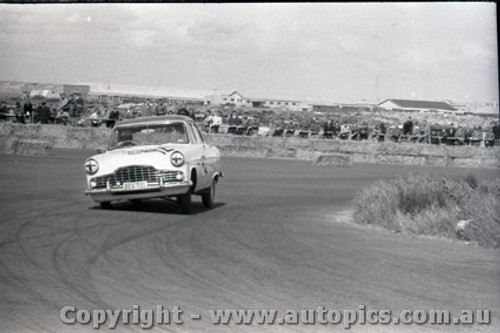 All of 1958 Fishermans Bend - Photographer Peter D'Abbs - Code FB1958-238
