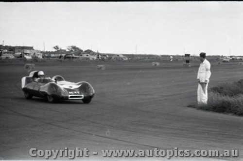 All of 1958 Fishermans Bend - Photographer Peter D'Abbs - Code FB1958-255