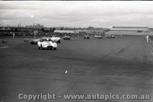 All of 1958 Fishermans Bend - Photographer Peter D'Abbs - Code FB1958-263