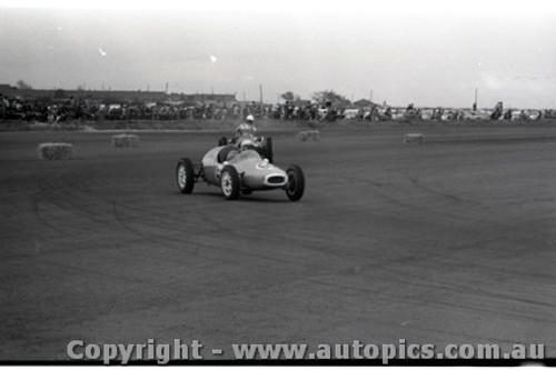 All of 1958 Fishermans Bend - Photographer Peter D'Abbs - Code FB1958-293