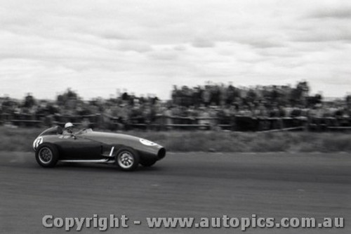 All of 1958 Fishermans Bend - Photographer Peter D'Abbs - Code FB1958-331