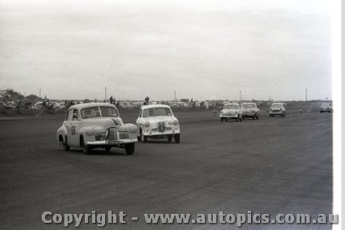 All of 1958 Fishermans Bend - Photographer Peter D'Abbs - Code FB1958-352