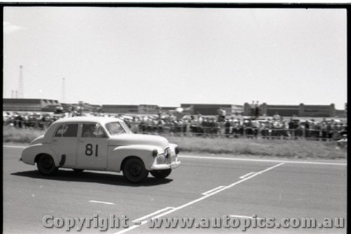 Fishermans Bend Febuary 1959 -  Photographer Peter D'Abbs - Code FB0259-8