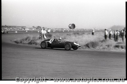 Fishermans Bend Febuary 1959 -  Photographer Peter D'Abbs - Code FB0259-39