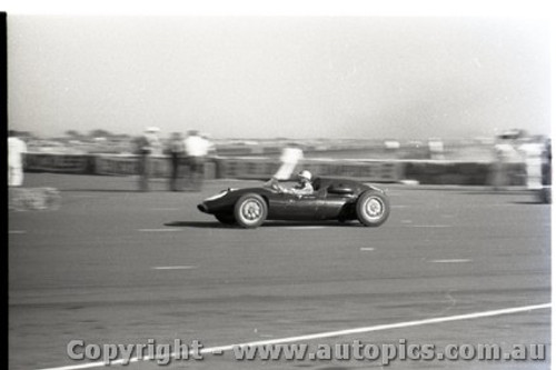 Fishermans Bend Febuary 1959 -  Photographer Peter D'Abbs - Code FB0259-55