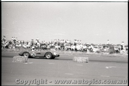 Fishermans Bend Febuary 1959 -  Photographer Peter D'Abbs - Code FB0259-80