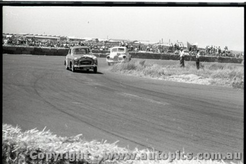 Fishermans Bend Febuary 1959 -  Photographer Peter D'Abbs - Code FB0259-104