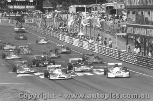 79401 - First Lap Formula Two Series Amaroo Park 11/3/79 - 78 Sampson 11 Richards 5 Engel 25 Macrow all in Cheetahs