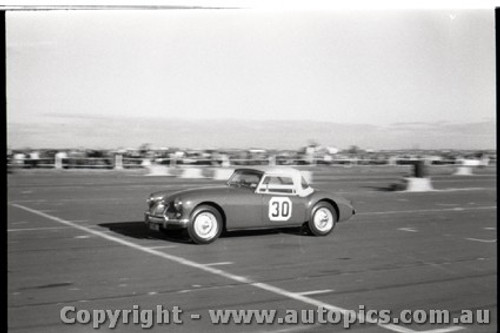 Fishermans Bend  - May1959 -  Photographer Peter D'Abbs - Code FB0559-34
