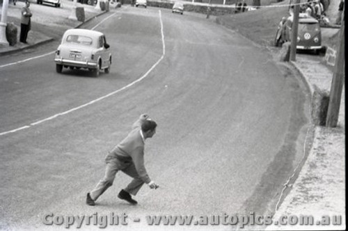 Geelong Sprints 24th August 1958 - Photographer Peter D'Abbs - Code G24858-1