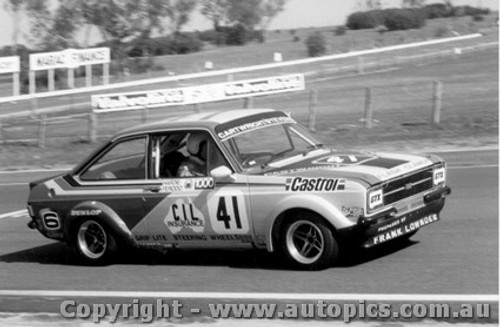 80720 -  Cartwright / Stevens  -  Bathurst 1980 - Ford Escort RS2000