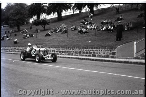 Geelong Sprints 28th August 1960 - Photographer Peter D'Abbs - Code G28860-36