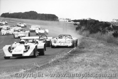 75403 - A. Gissing Gissing Holden - G. Doidge Elfin 300 - Phillip Island 1975