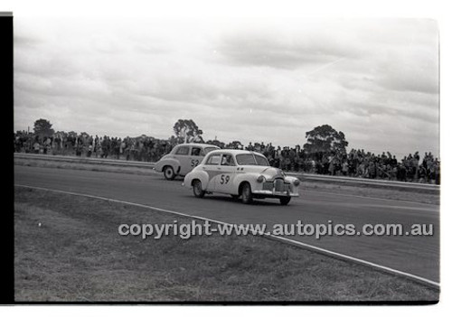 Calder 1965 - Photographer Peter D'Abbs - Code 65-PD-C-669