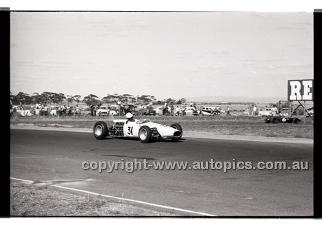 Calder 1965 - Photographer Peter D'Abbs - Code 65-PD-C-710