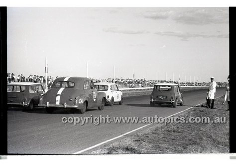 Calder 1965 - Photographer Peter D'Abbs - Code 65-PD-C-743
