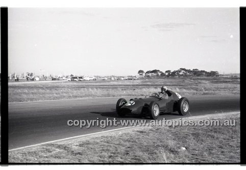 Calder 1965 - Photographer Peter D'Abbs - Code 65-PD-C-750