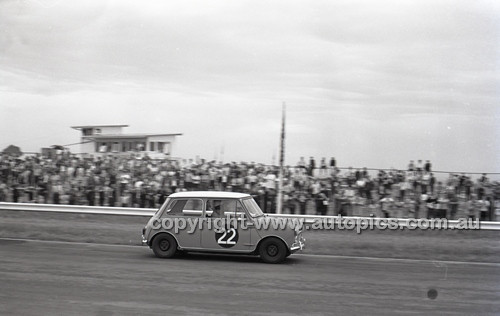 Calder 1965 - Photographer Peter D'Abbs - Code 65-PD-C29865-018