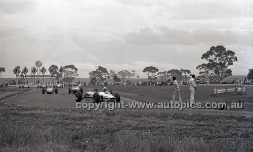 Calder 1965 - Photographer Peter D'Abbs - Code 65-PD-C29865-089