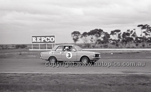 Calder 1966 - Photographer Peter D'Abbs - Code 66-PD-C-101